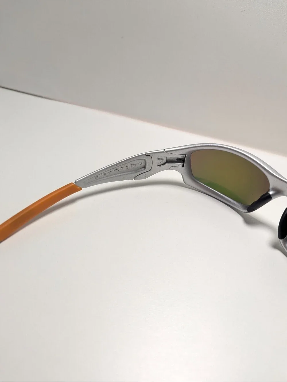 Oakley Straight 04-331 Fire Iridium Lens Silver Wrap Men's Sunglasses 61-18-135